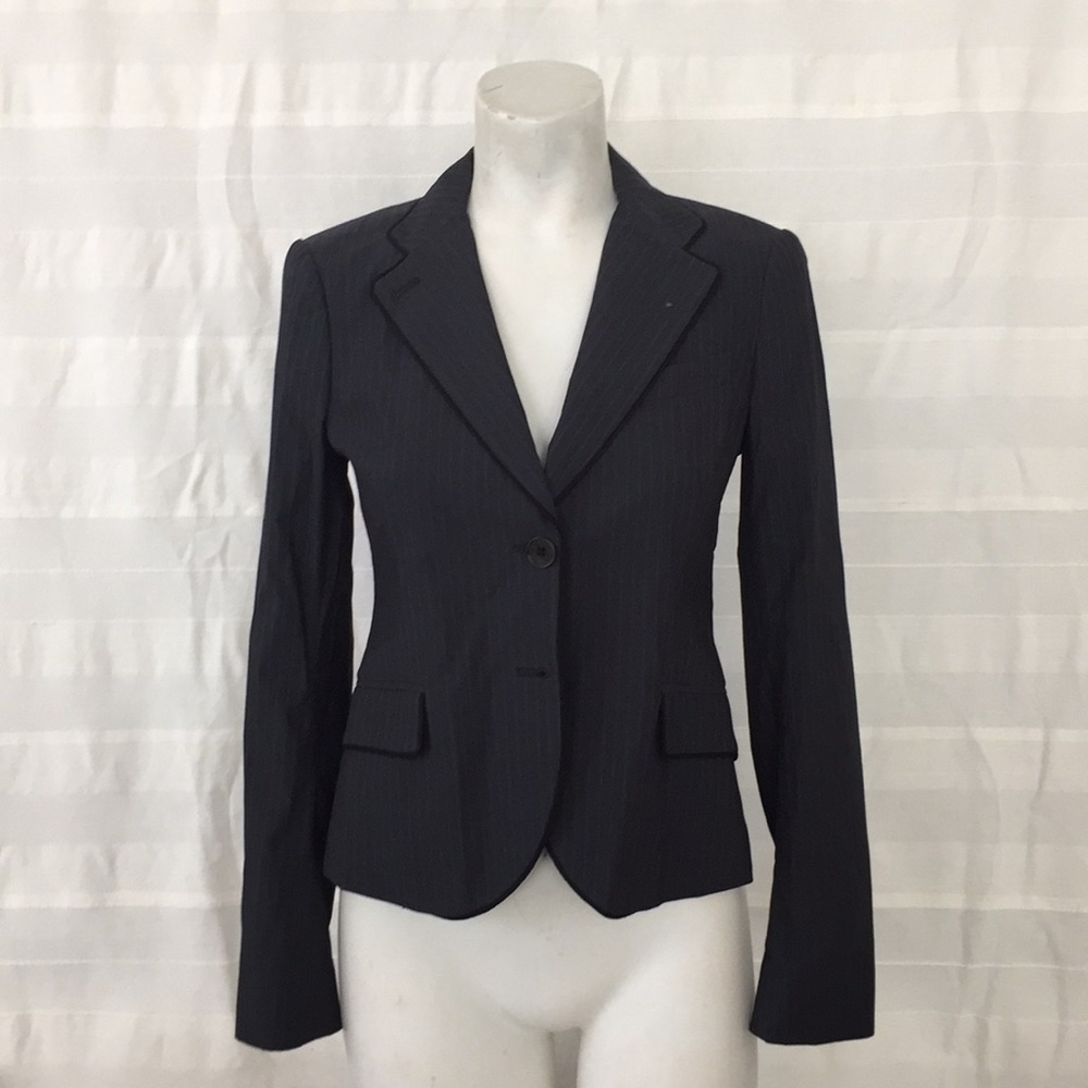 Women’s Theory blazer